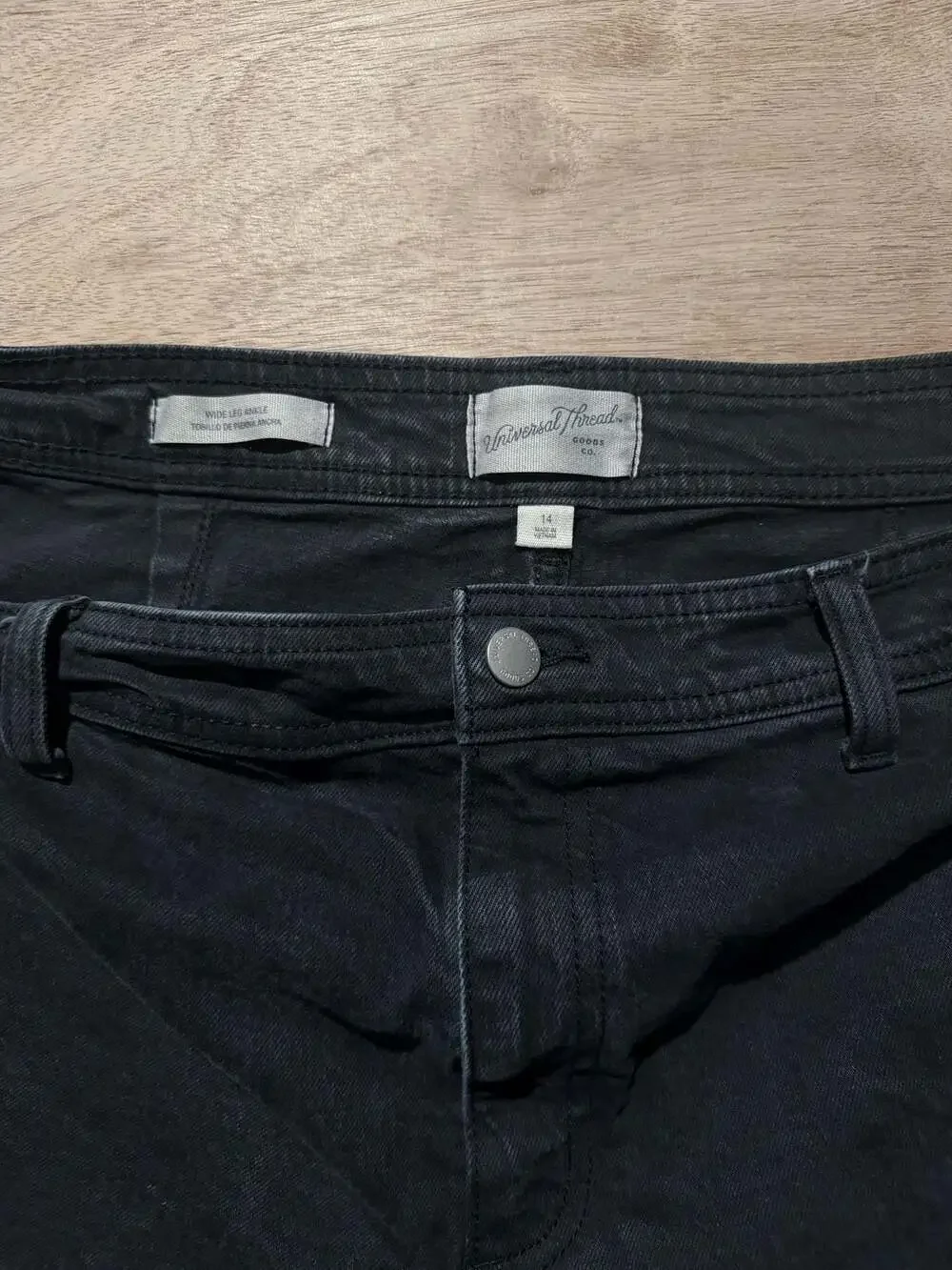 Universal Thread Women’s Size 14 Black High Rise Wide Leg Jeans Denim